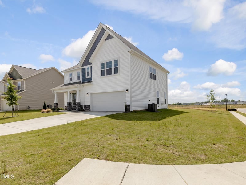 218 Faith Ave, Sanford, NC 27330