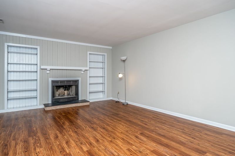 218 Finley Forest Dr #218, Chapel Hill, NC 27517