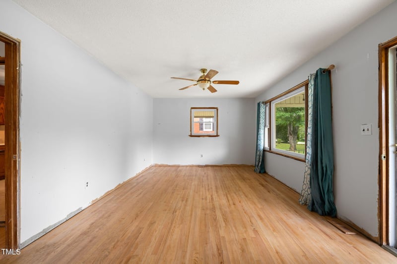 218 Forestville Rd, Wake Forest, NC 27587