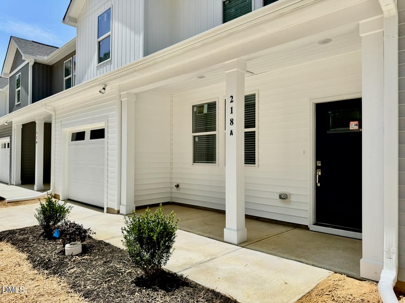 218 George St #A, Four Oaks, NC 27524