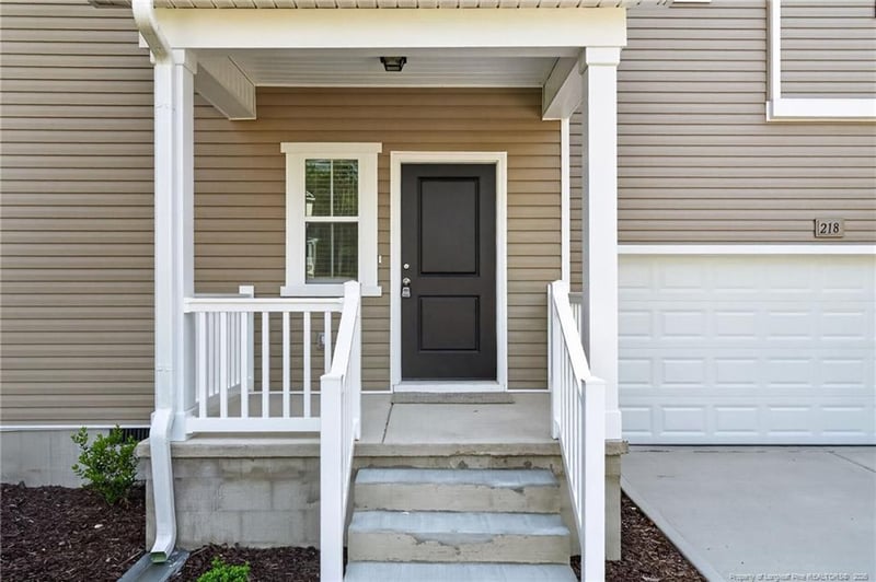 218 Horse Trot Ln, Sanford, NC 27332