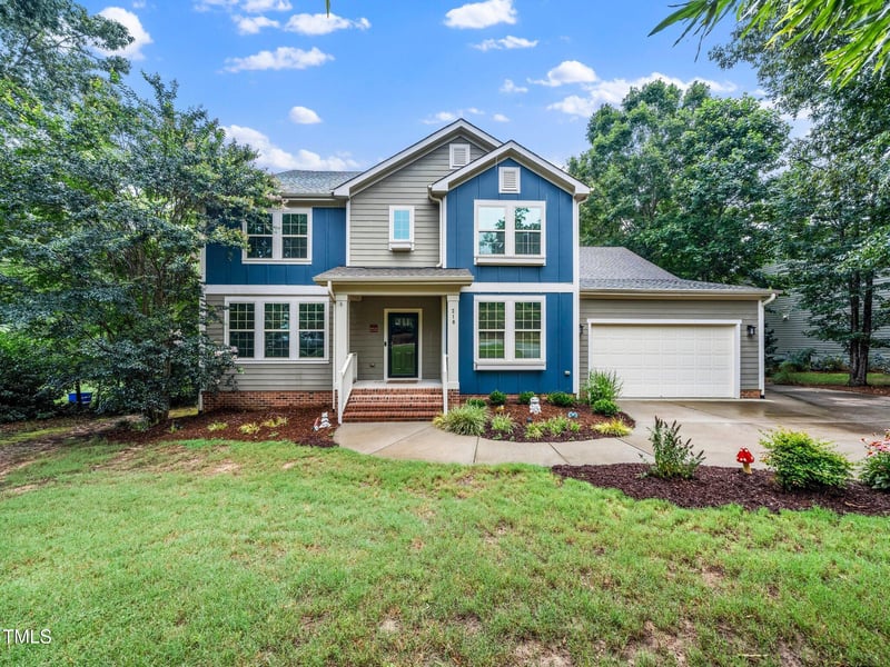 218 Inwood Forest Dr, Raleigh, NC 27603