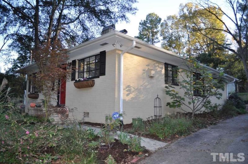 218 E Knox St, Durham, NC 27701