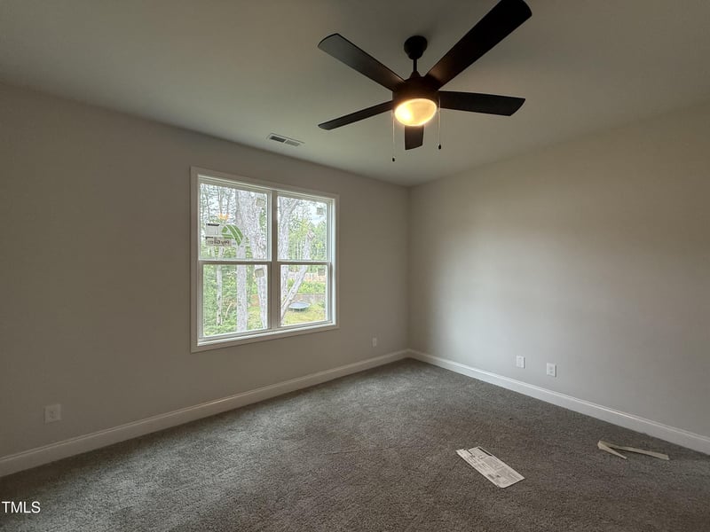 218 Oakdale Ave, Clayton, NC 27520