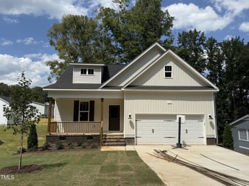 218 Oakdale Ave, Clayton, NC 27520