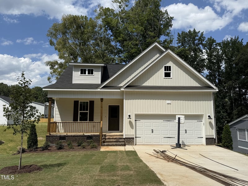 218 Oakdale Ave, Clayton, NC 27520