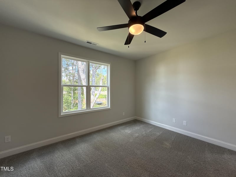 218 Oakdale Ave, Clayton, NC 27520