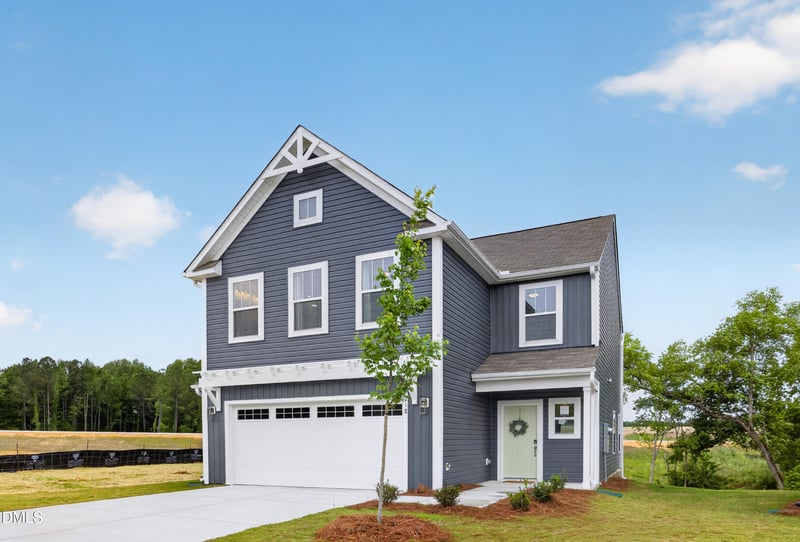 218 Oriole Dr #164, Angier, NC 27501