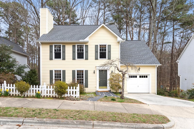 218 Oxford Hills Dr, Chapel Hill, NC 27514