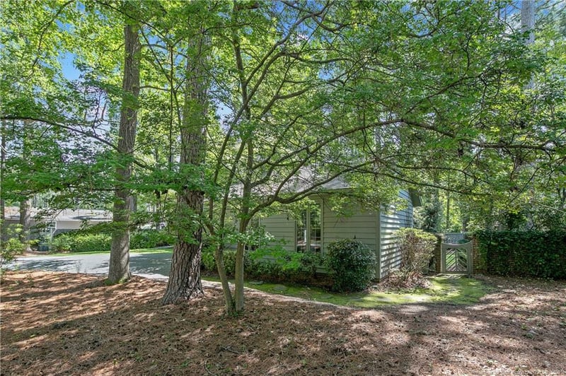 218 Queensberry Dr, Fayetteville, NC 28303