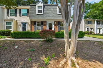 218 Rosebrooks Dr, Cary, NC 27513