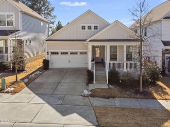 218 Silverhawk Ln, Durham, NC 27703