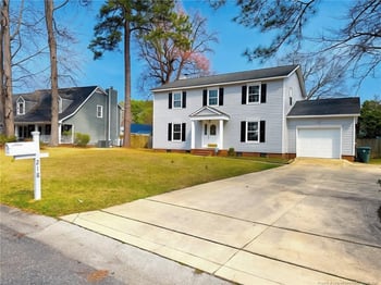 218 Viking Rd, Fayetteville, NC 28303