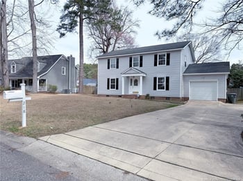 218 Viking Rd, Fayetteville, NC 28303