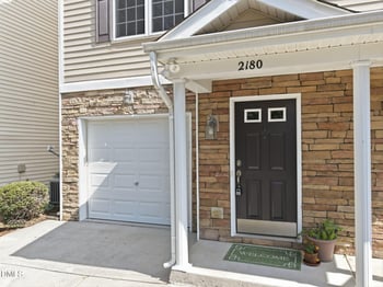 2180 Persimmon Ridge Dr, Raleigh, NC 27604