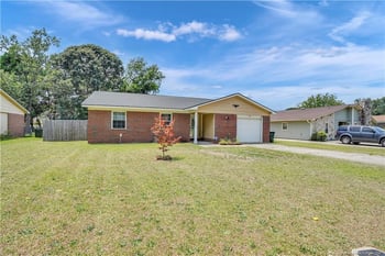 2180 Quail Ridge Dr, Fayetteville, NC 28304