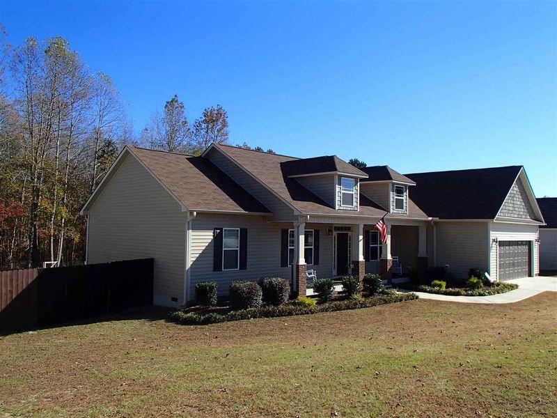2183 Matthews Rd, Clayton, NC 27520