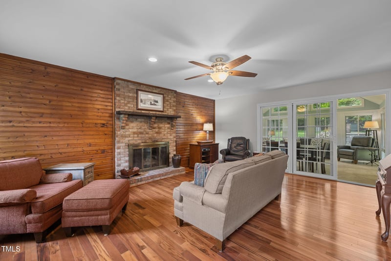 219 Barclay Rd, Durham, NC 27712
