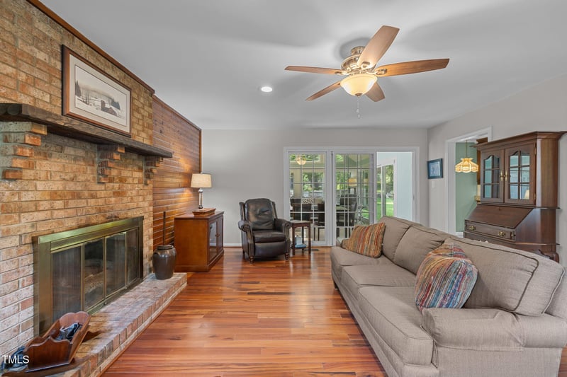 219 Barclay Rd, Durham, NC 27712