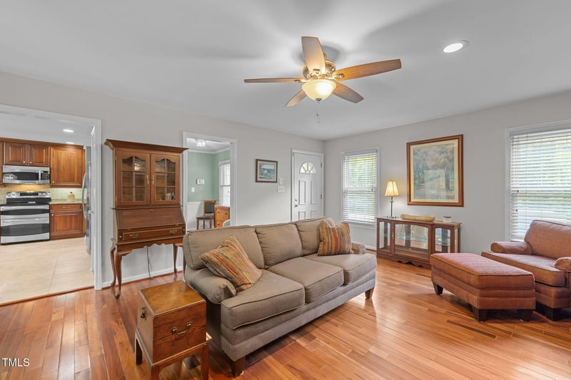 219 Barclay Rd, Durham, NC 27712