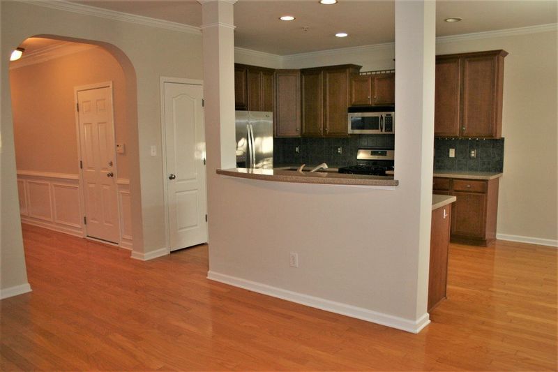 219 Chateau Pl, Chapel Hill, NC 27516
