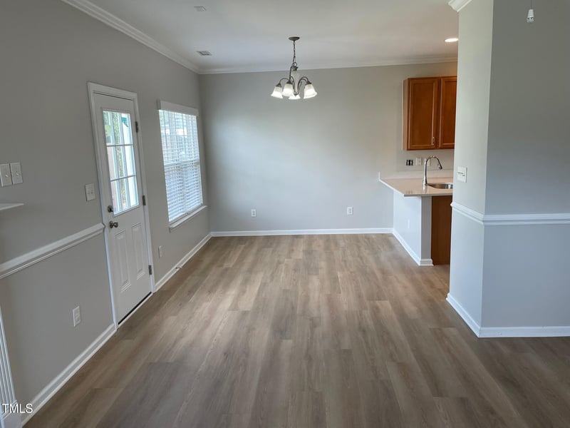 219 Cline Falls Dr, Holly Springs, NC 27540