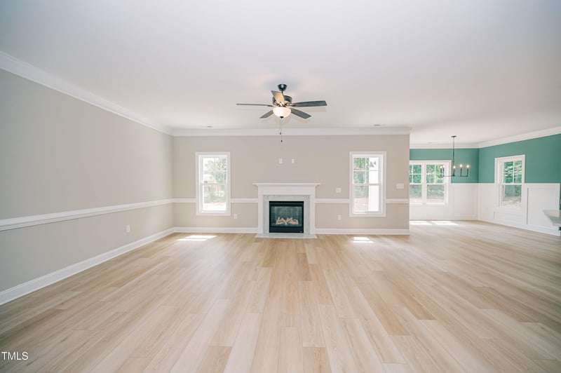 219 Crescent Dr, Dunn, NC 28334