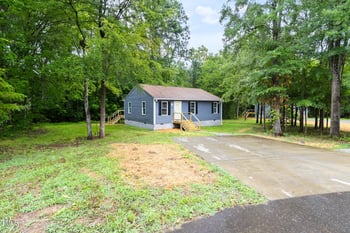 219 Daye St, Hillsborough, NC 27278