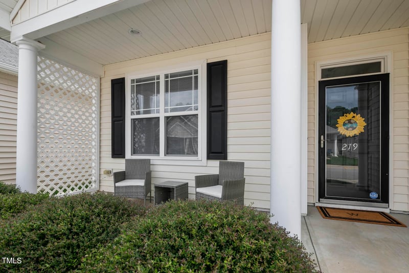 219 Denby Cir, Clayton, NC 27527