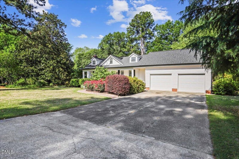 219 Hollybrook Rd, Wendell, NC 27591