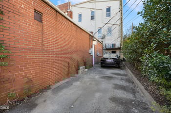 219 Johnston St, Smithfield, NC 27577