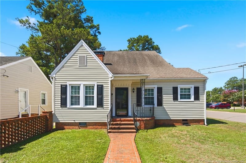 219 Marshall Rd, Fayetteville, NC 28303