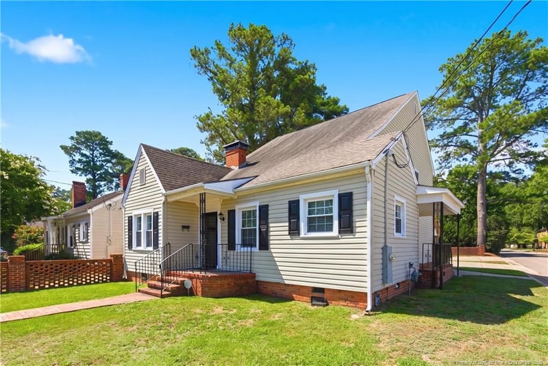 219 Marshall Rd, Fayetteville, NC 28303