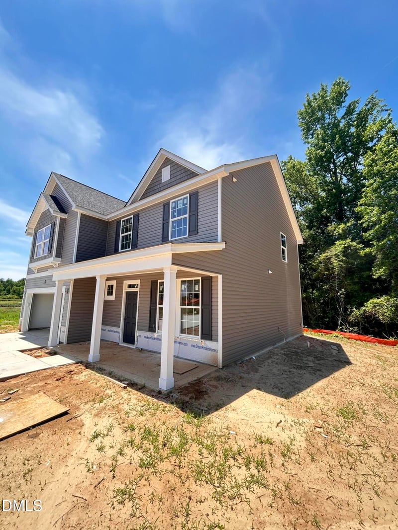 219 Maverick Ln, Dunn, NC 28334