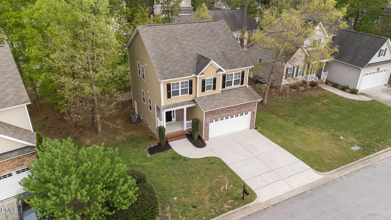 219 Millwood Dr, Clayton, NC 27527