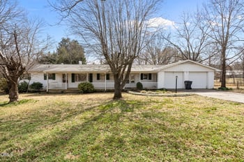 219 Minnis Ln, Graham, NC 27253