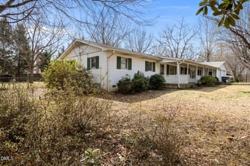 219 Minnis Ln, Graham, NC 27253