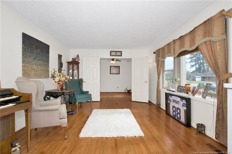 219 Murray Fork Dr, Fayetteville, NC 28314