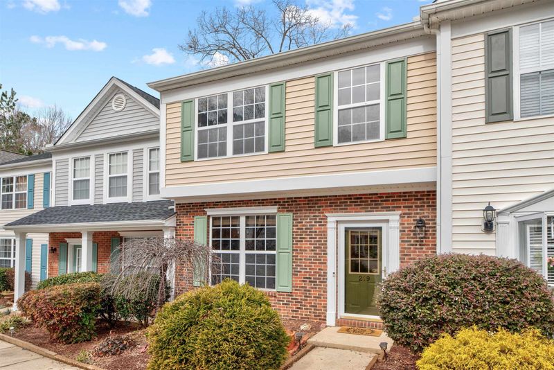 219 Orchard Park Dr, Cary, NC 27513