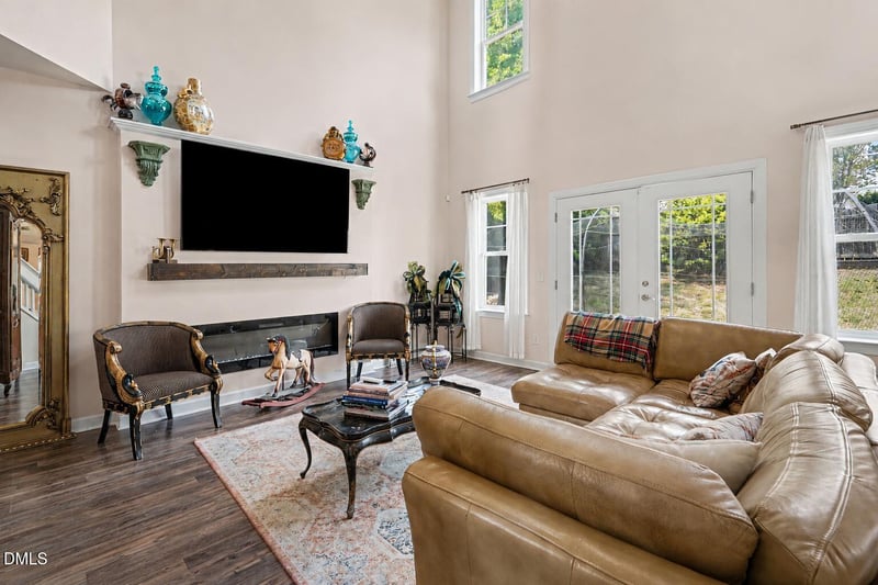 219 Quailwood Dr, Fuquay Varina, NC 27526