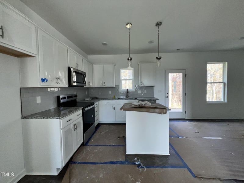 219 W Saltgrass Ln, Smithfield, NC 27577