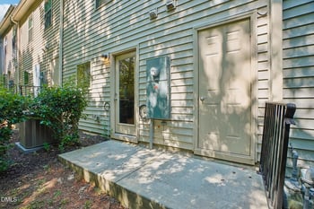219 Socket St, Raleigh, NC 27606