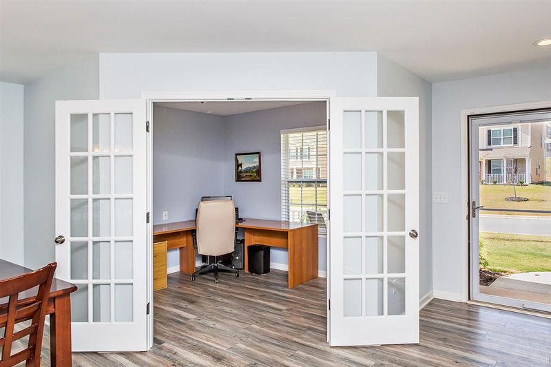 219 Solstice Dr, Haw River, NC 27258