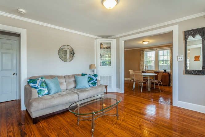 219 S Tarboro St, Raleigh, NC 27610
