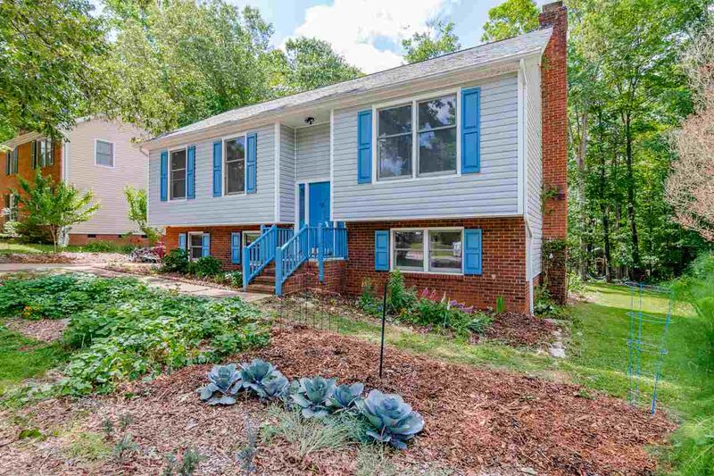 219 Trillingham Ln, Cary, NC 27513