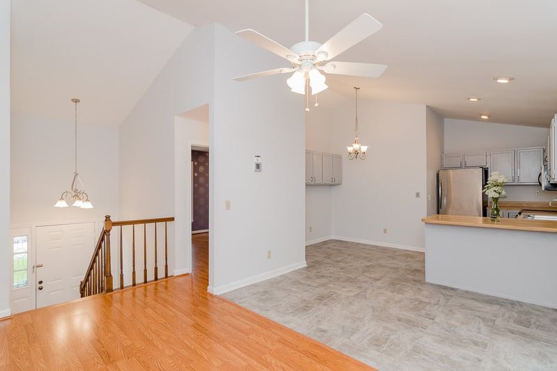 219 Trillingham Ln, Cary, NC 27513
