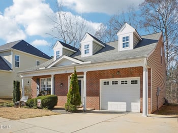 219 Tuscarora Ln, Clayton, NC 27520