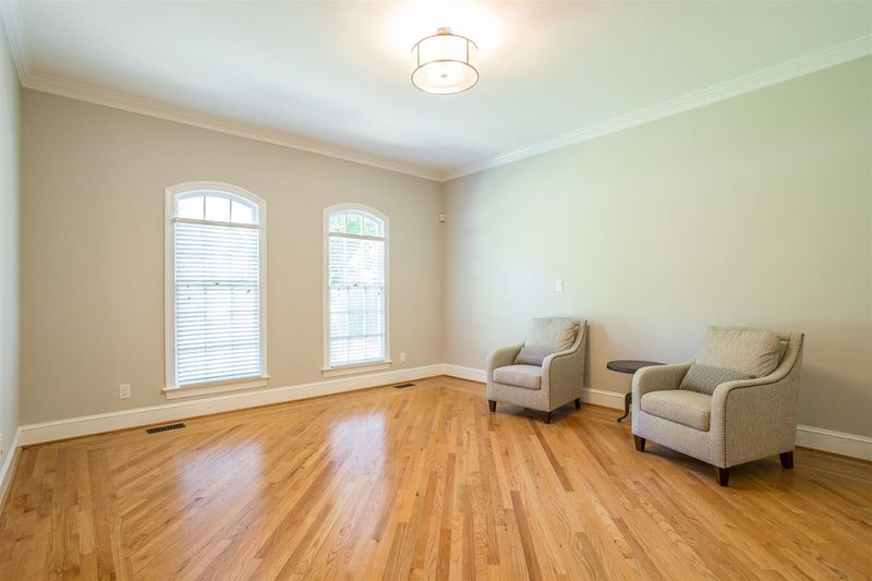 219 Versailles Dr, Cary, NC 27511