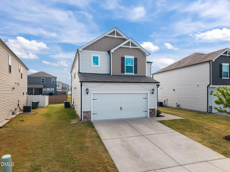 219 Watauga Lake Dr, Fuquay Varina, NC 27526