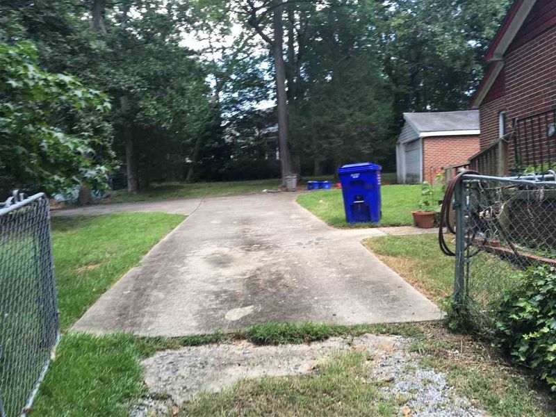 219 White Oak Dr, Durham, NC 27707